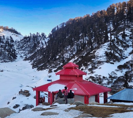 Kareri Lake Trek