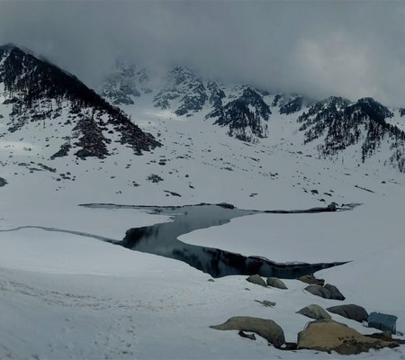 kareri lake3