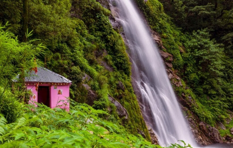 Khabru Waterfall Trek