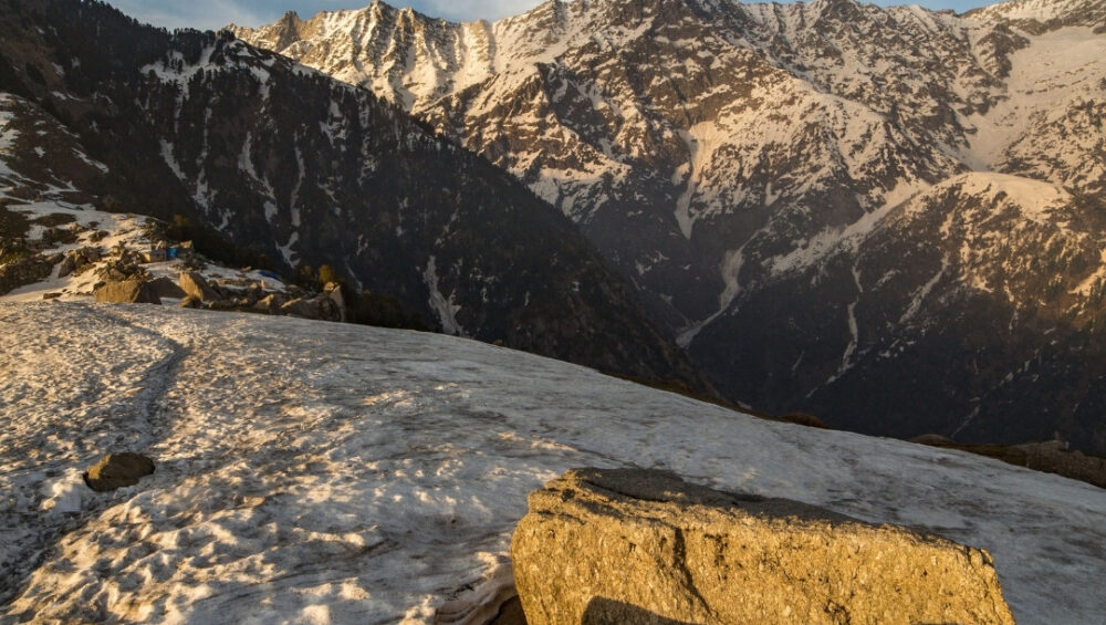Laka Glacier Trek